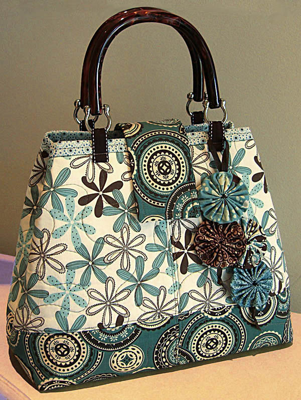 Lazy Girl Designs » Miranda Day Bag Pattern Scheduled to Arrive This Friday