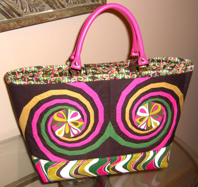 Another Pieced Feature: Spiral Miranda Day Bag - Lazy Girl Designs